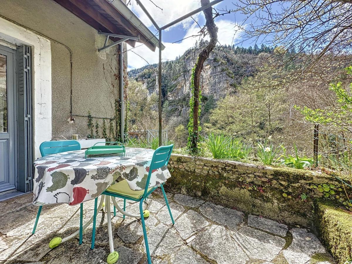 Gorges Du Tarn : Charmant Gite Avec Vue Sur Le Tarn Sainte-Énimie Exterior foto